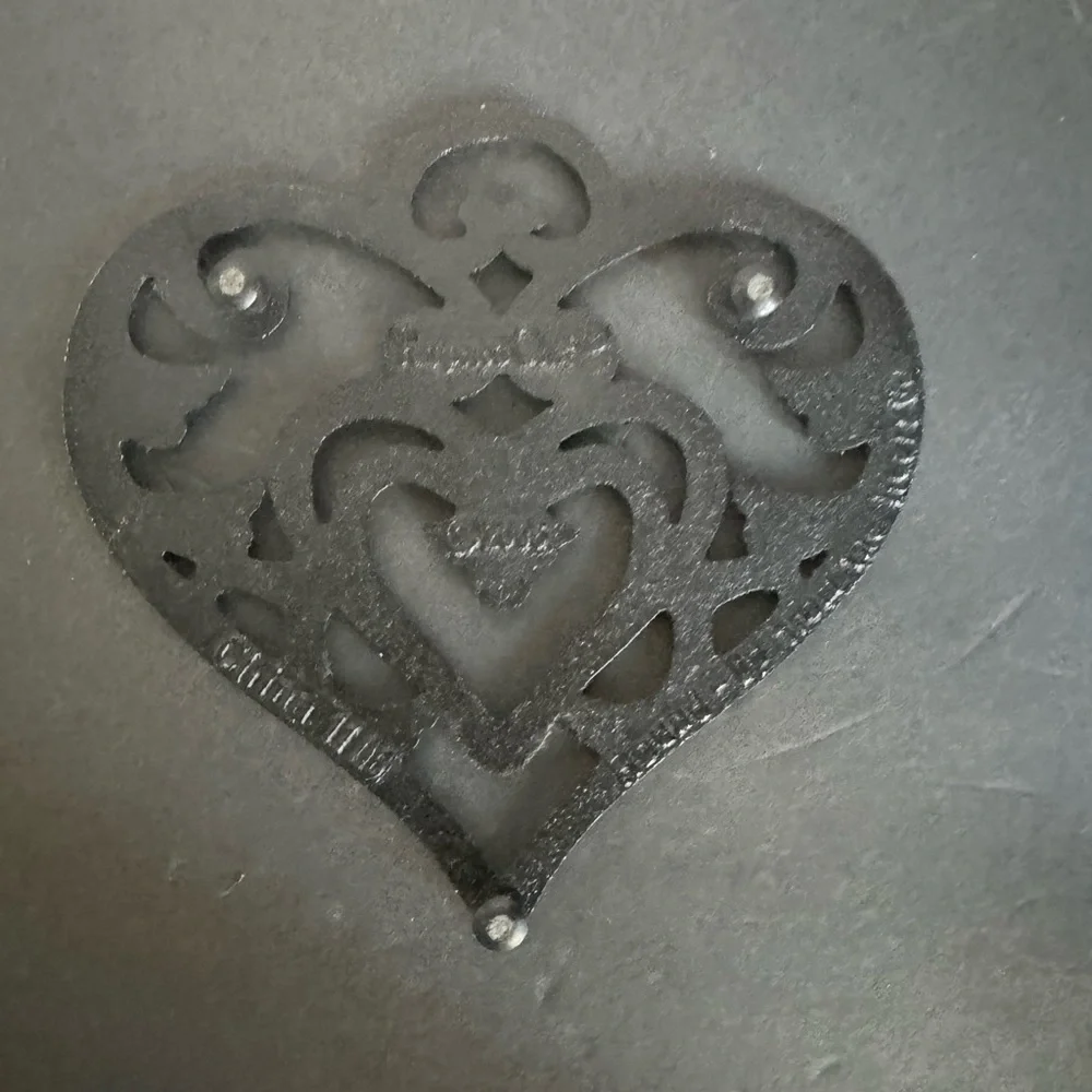 Pampered Chef Round Up From the Heart Copper Cast Iron Trivet 2006